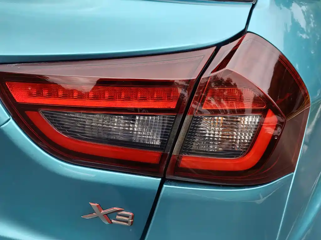 GEELY AUTOMOBILE VISION X3