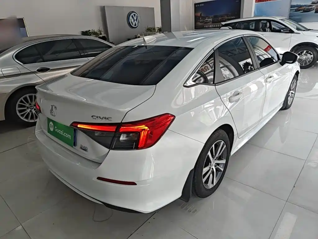 Honda Civic — миниатюра 7