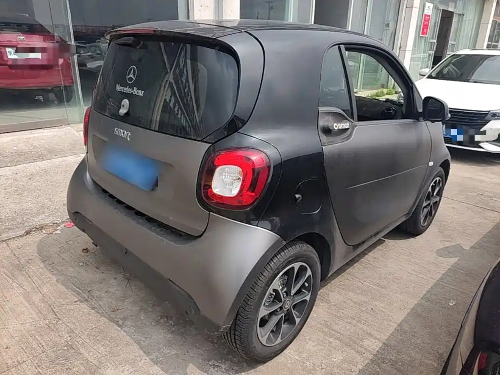 smart Smart Fortwo — миниатюра 7