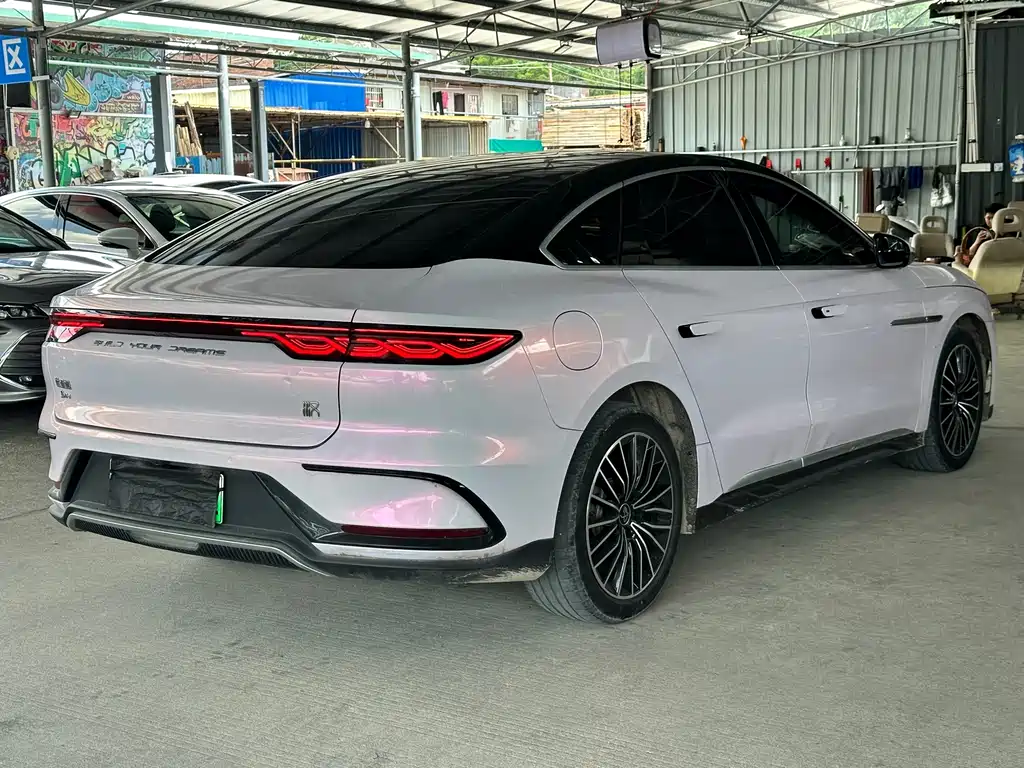 BYD Han — миниатюра 17
