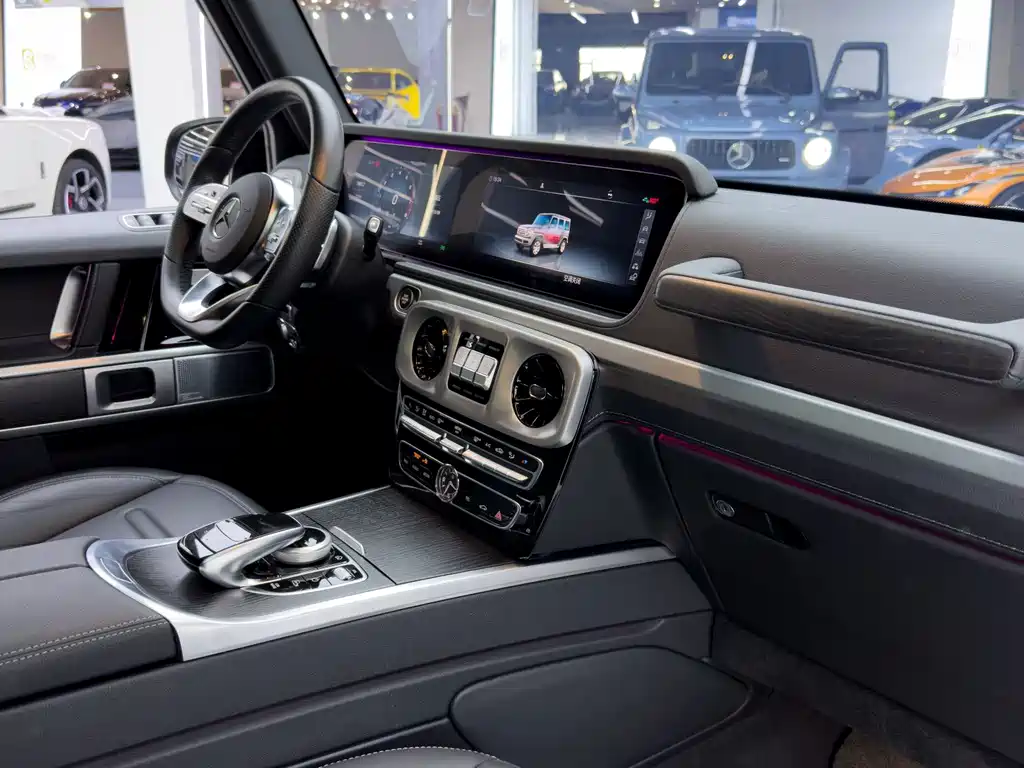Mercedes-Benz G-Class — миниатюра 16