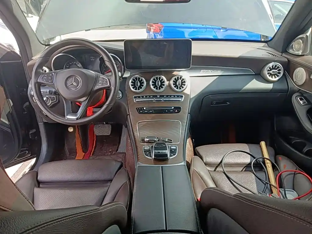 Mercedes-Benz GLC — миниатюра 10