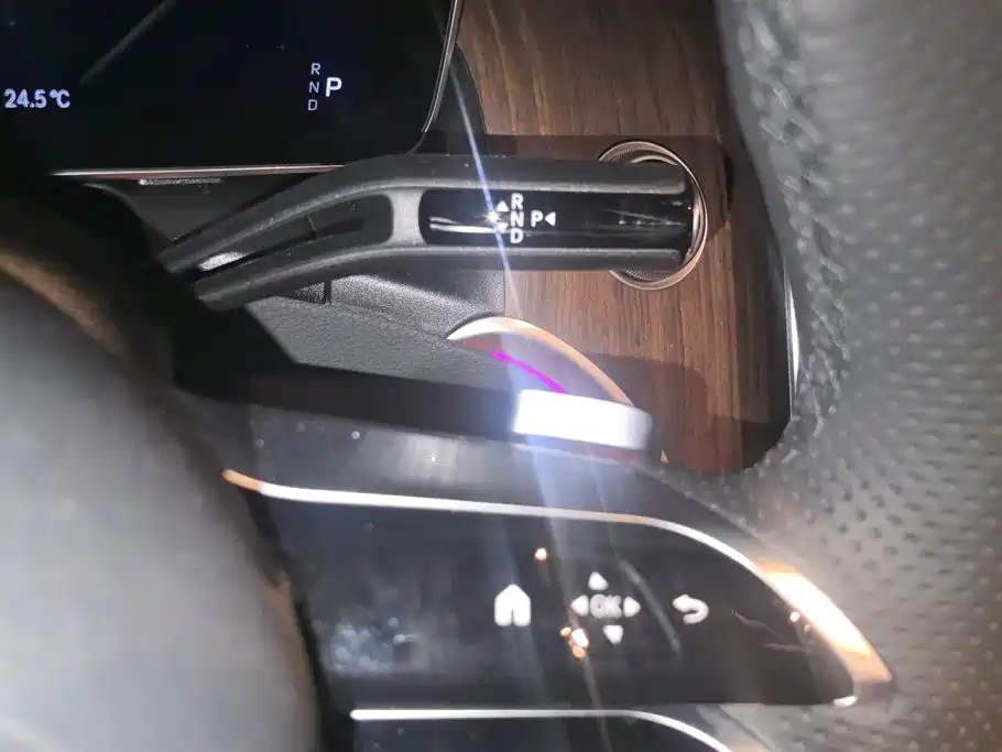 Mercedes-Benz GLC — миниатюра 16