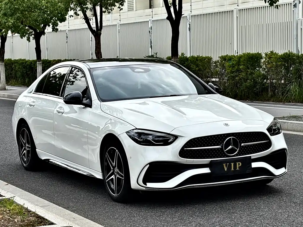 Mercedes-Benz C-Class — миниатюра 3