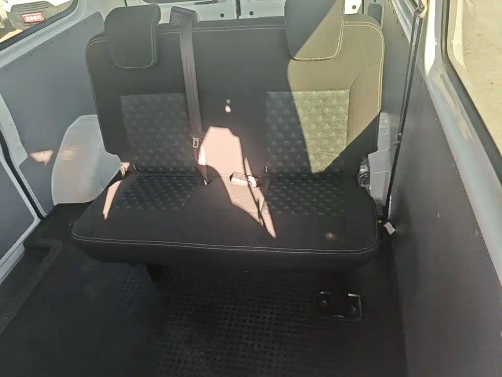 Maxus V80 — миниатюра 17