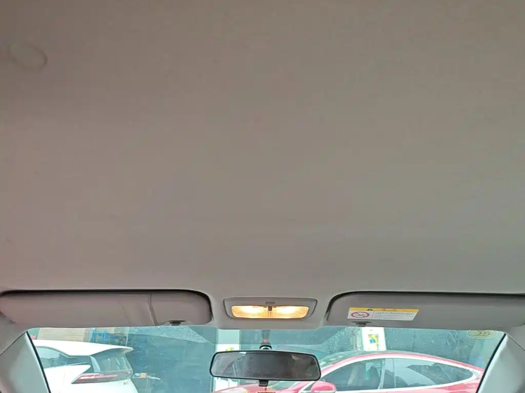 Toyota Yaris L — миниатюра 18
