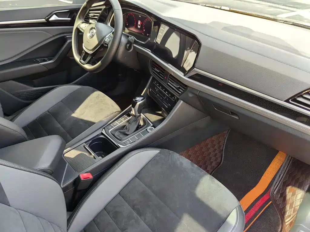 Volkswagen Sagitar — миниатюра 12