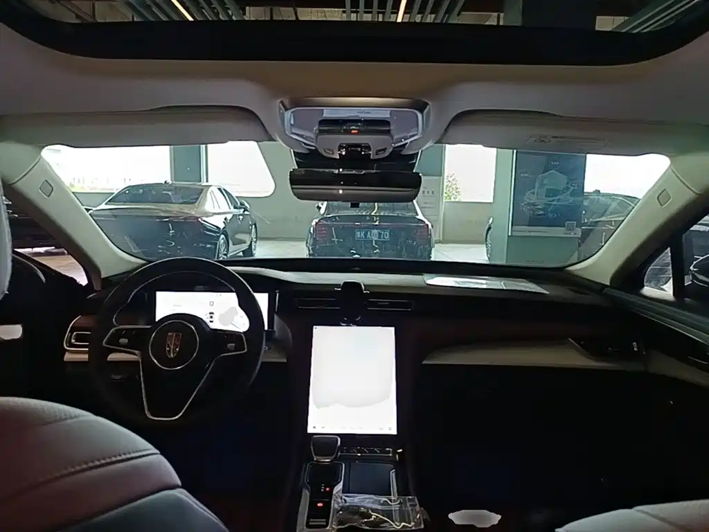 Hongqi Hongqi H5 PHEV — миниатюра 10