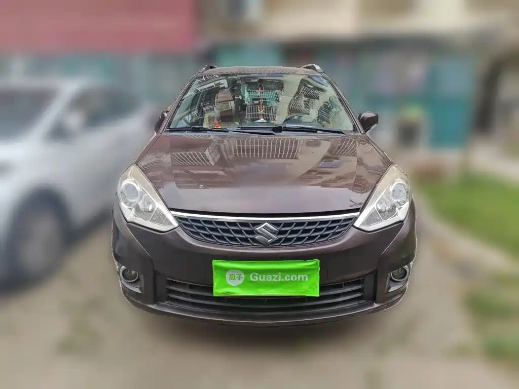 Suzuki Liana A6 — миниатюра 3