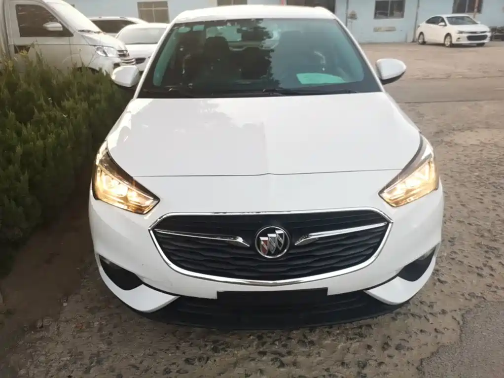 Buick Excelle — миниатюра 3