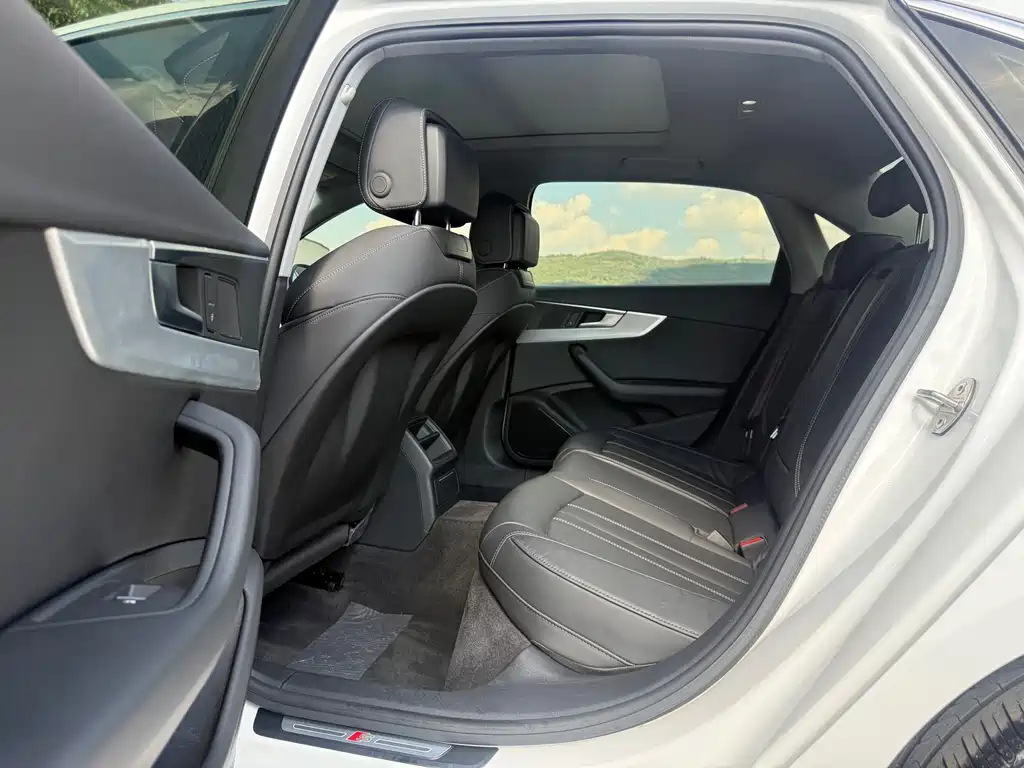 Audi A4L — миниатюра 6