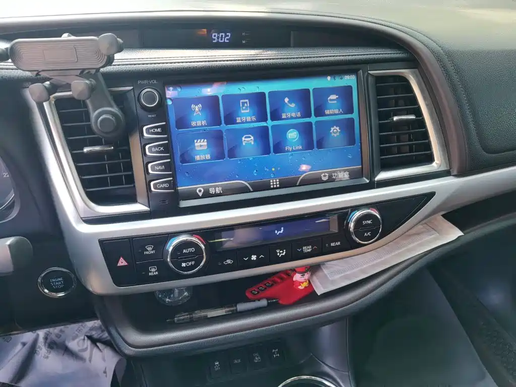 Toyota Highlander — миниатюра 6