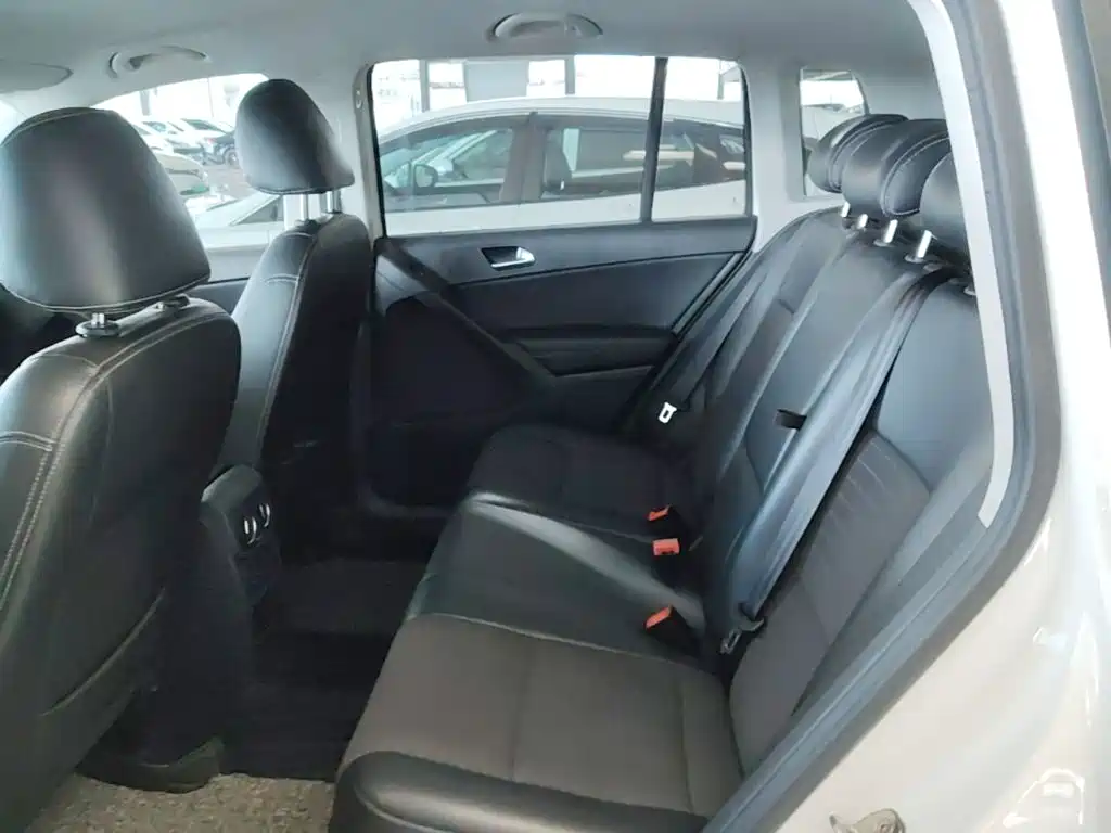 Volkswagen Tiguan — миниатюра 17