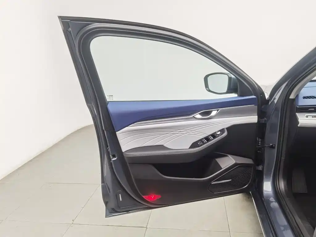 Geely Xingrui — миниатюра 8
