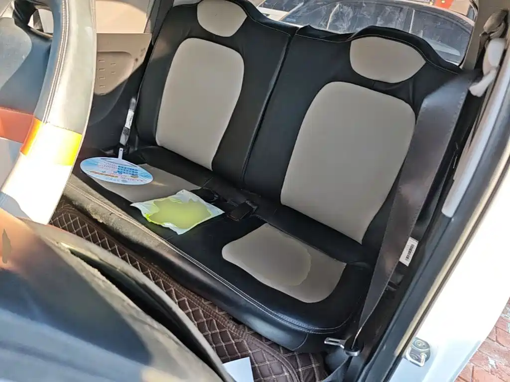 Wuling MINIEV — миниатюра 17