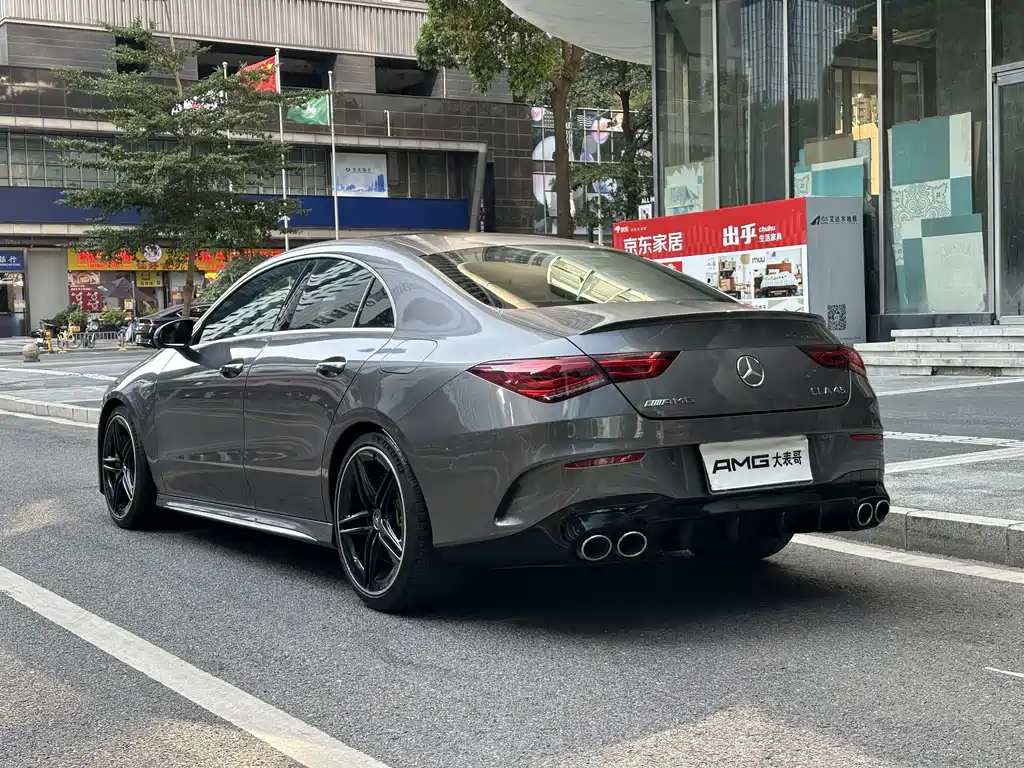 MERCEDES-BENZ CLA AMG
