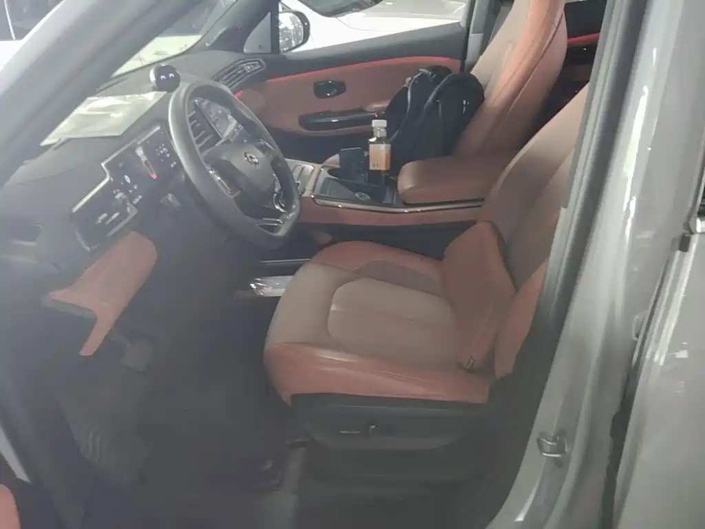 NIO EC6 — миниатюра 15