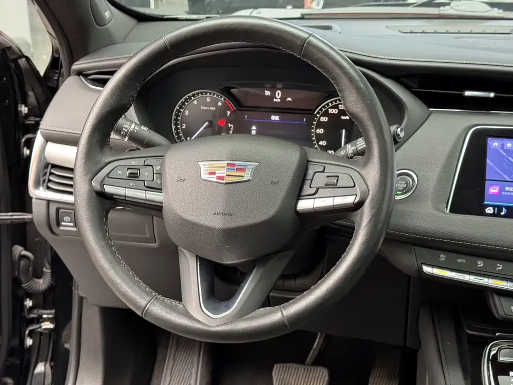 Cadillac XT4 — миниатюра 14
