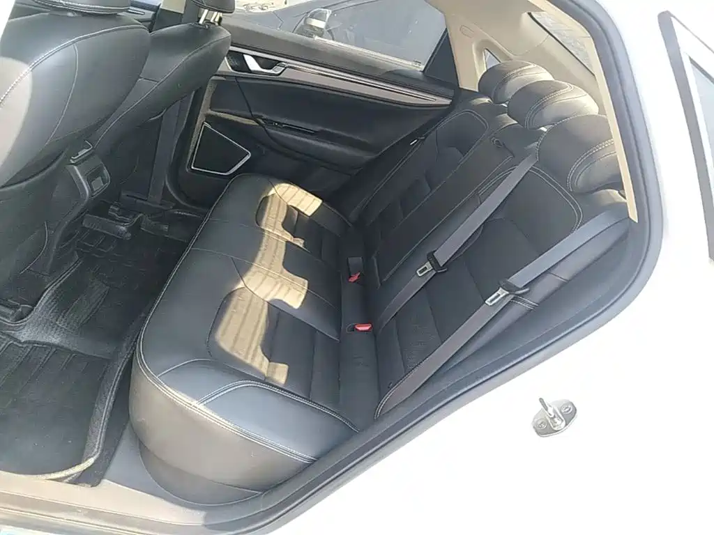 Geely Emgrand GL — миниатюра 17