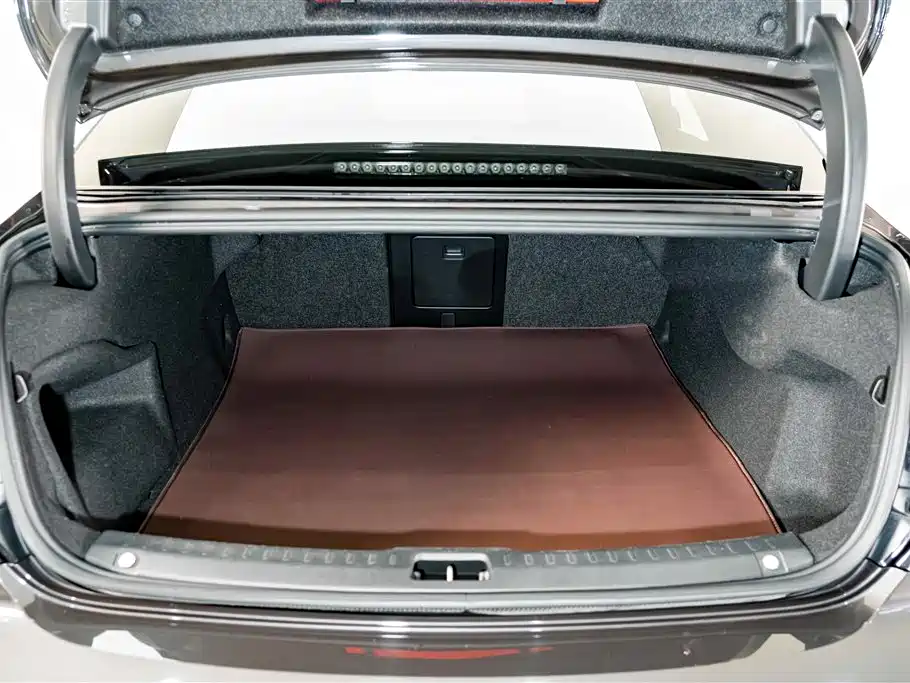 Volvo S90 — миниатюра 23
