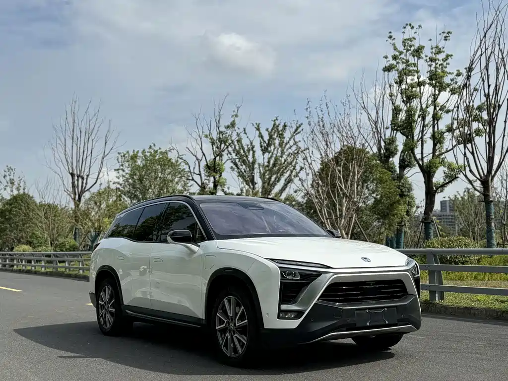 NIO ES8 — миниатюра 2