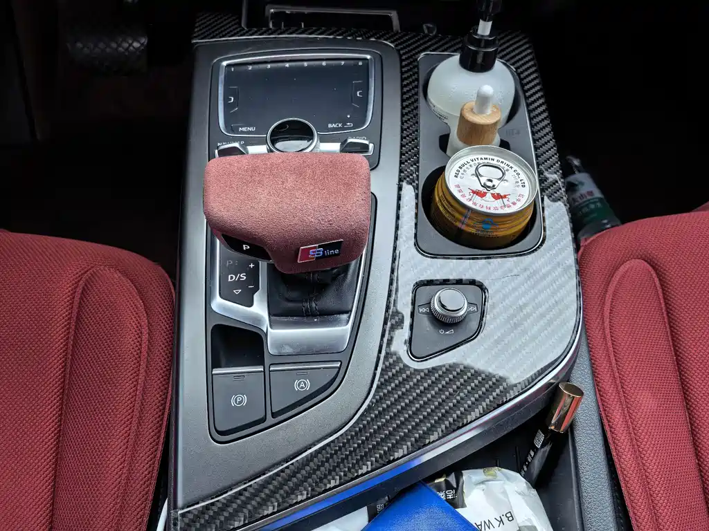 Audi Q7 — миниатюра 25