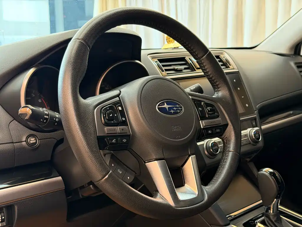 SUBARU OUTBACK