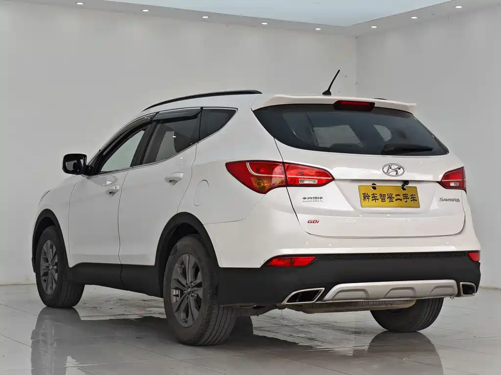 Hyundai Santa Fe — миниатюра 4