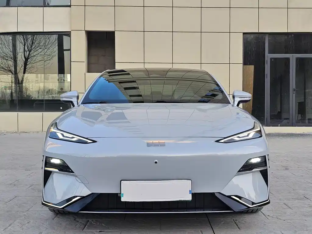 GEELY GALAXY GALAXY E8