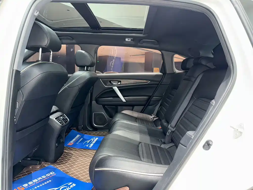 Honda UR-V — миниатюра 8