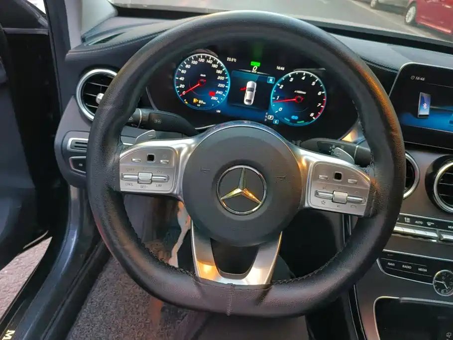 Mercedes-Benz C-Class — миниатюра 15