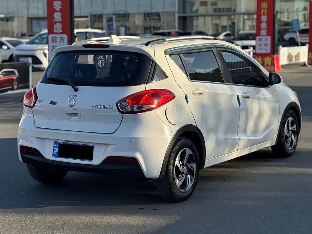 Baojun 310 — миниатюра 9