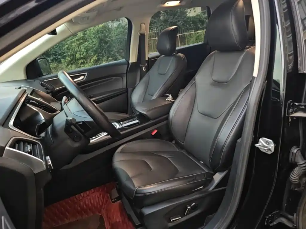 Ford Edge — миниатюра 15