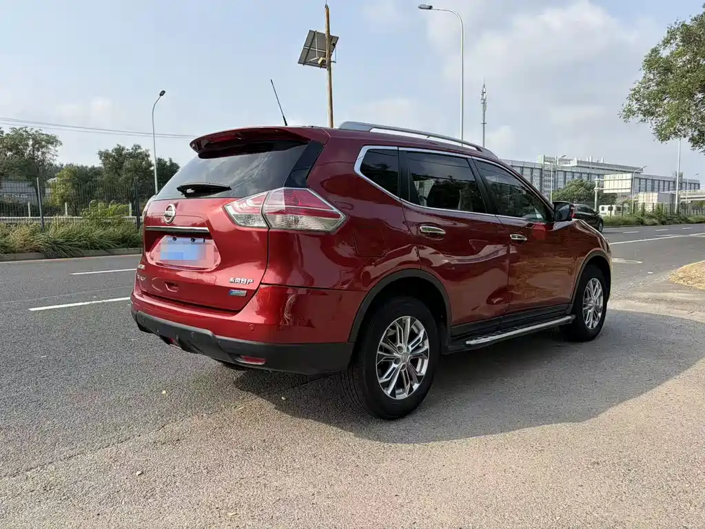 Nissan X-Trail — миниатюра 6