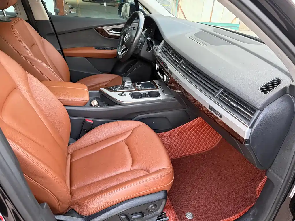 Audi Q7 — миниатюра 4