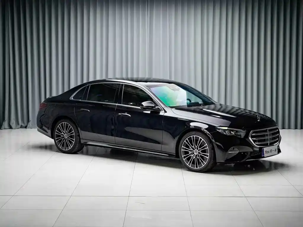 Mercedes-Benz E-Class — миниатюра 4
