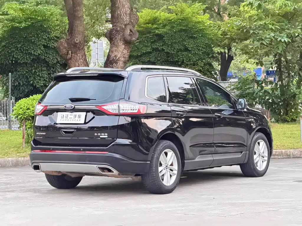 Ford Edge — миниатюра 5