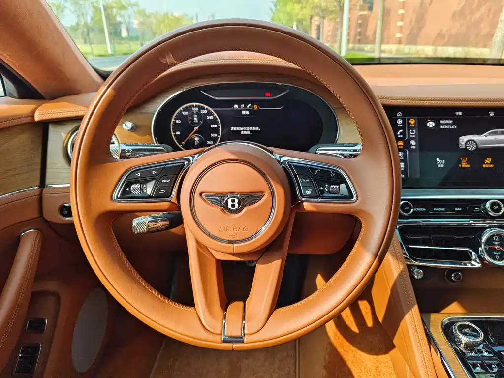 Bentley Flying Spur — миниатюра 34
