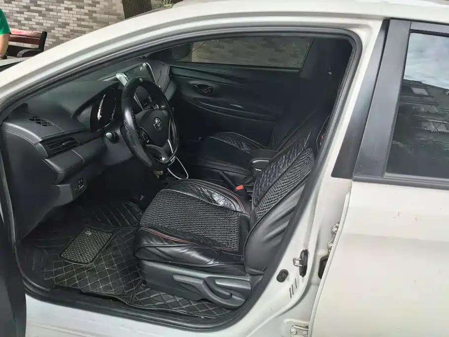 Toyota Vios — миниатюра 9