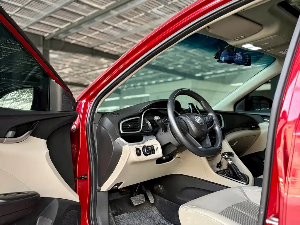 Buick Excelle — миниатюра 4