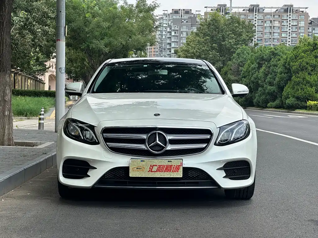 MERCEDES-BENZ  E CLASS