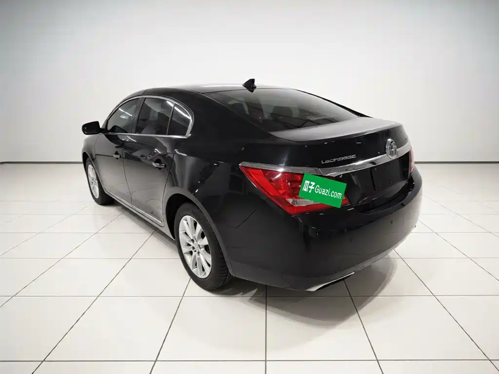 Buick LaCrosse — миниатюра 25
