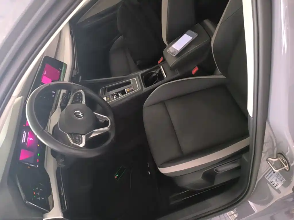 Volkswagen Golf — миниатюра 15