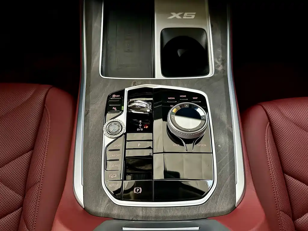 BMW X5 — миниатюра 13
