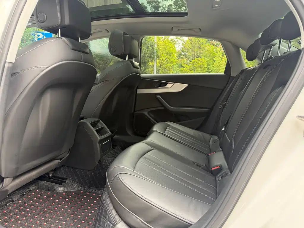 Audi A4L — миниатюра 4