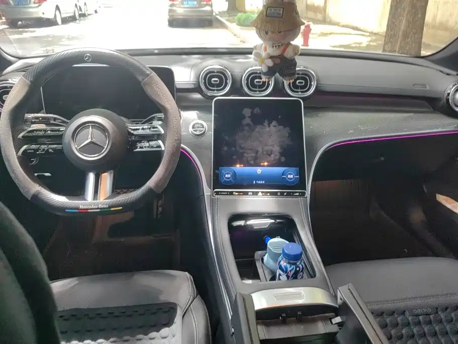 Mercedes-Benz C-Class — миниатюра 12
