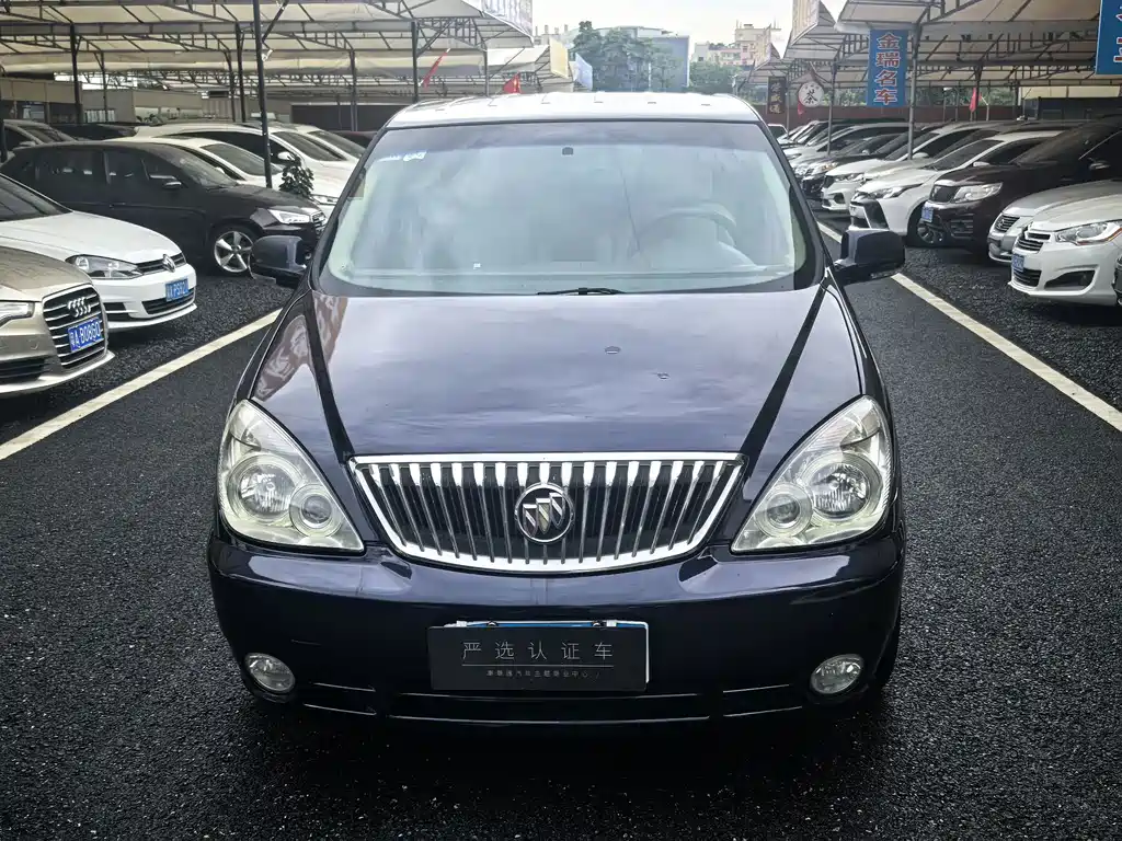 Buick GL8 — миниатюра 3