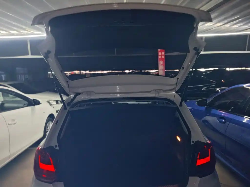 Volkswagen Polo — миниатюра 19