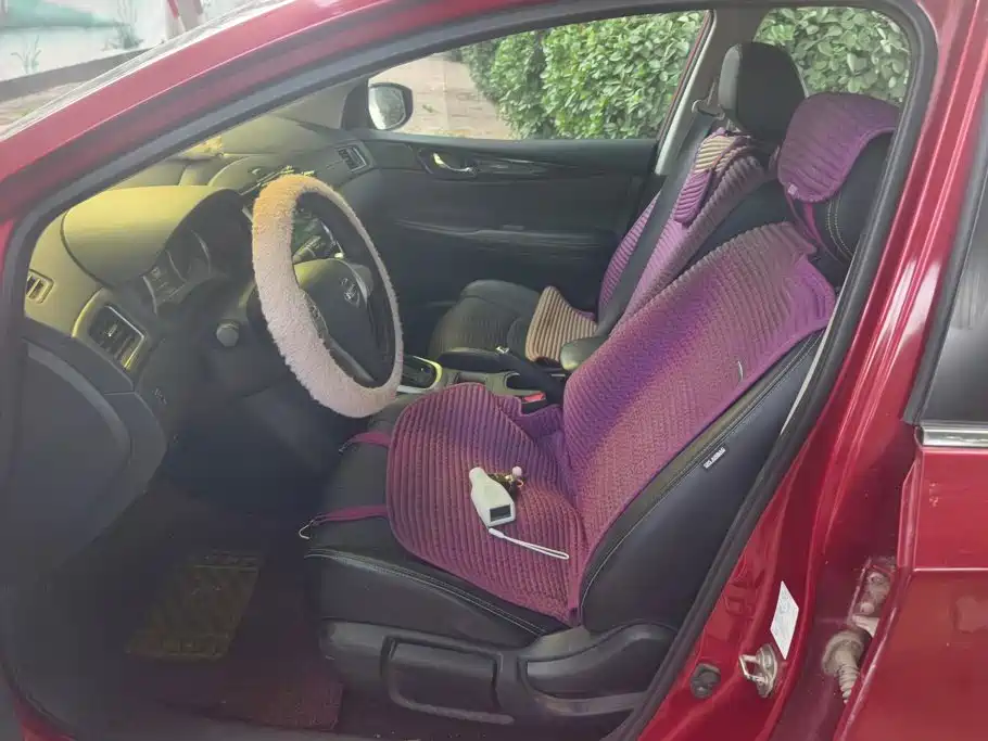 Nissan Tiida — миниатюра 9