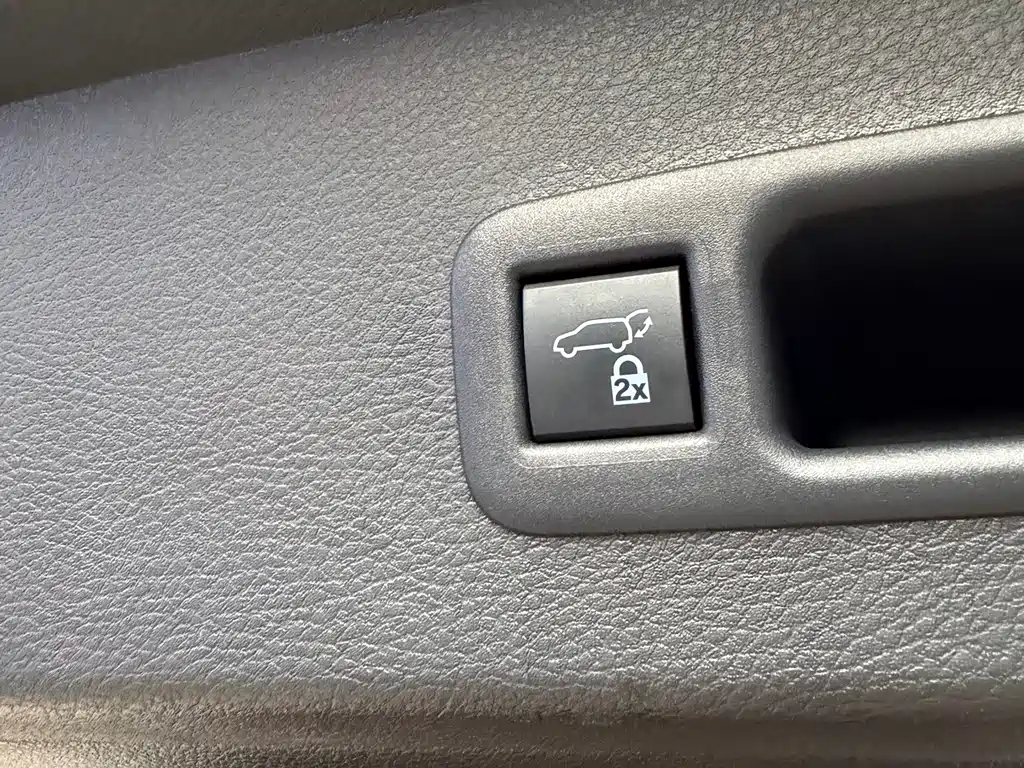 Toyota Sienna — миниатюра 13